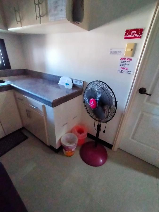V.F. Riton Apartelle Laoag Kültér fotó