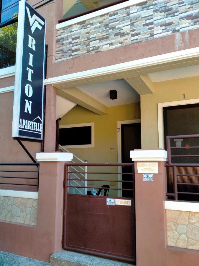 V.F. Riton Apartelle Laoag Kültér fotó