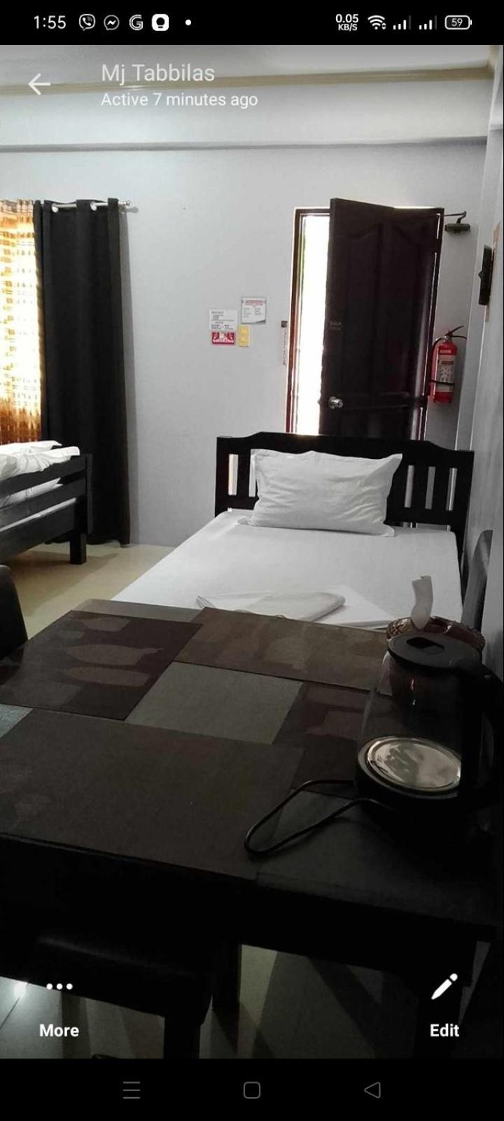 V.F. Riton Apartelle Laoag Kültér fotó