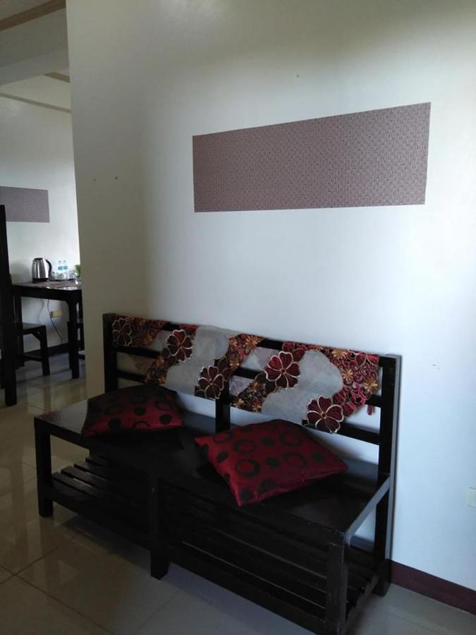 V.F. Riton Apartelle Laoag Kültér fotó